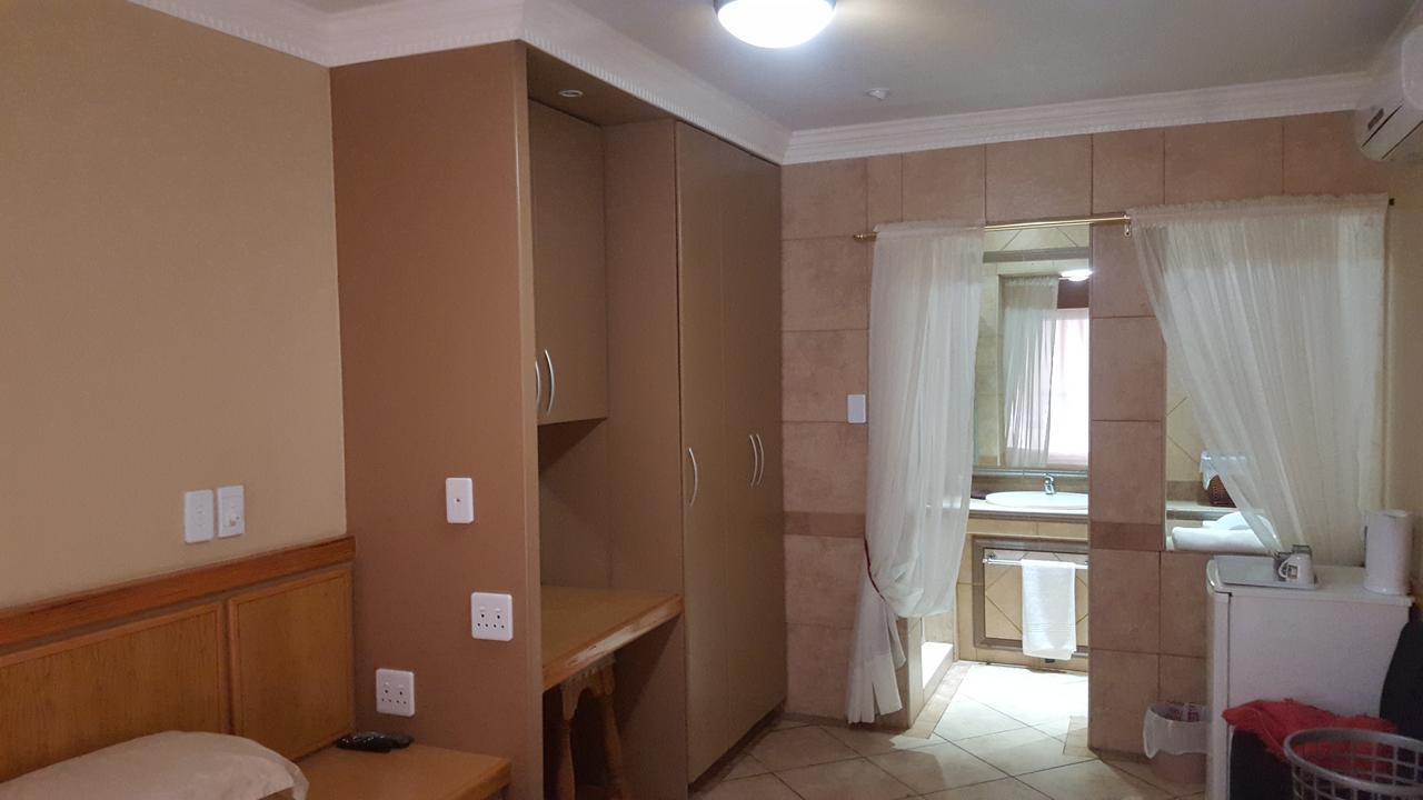 Bubez Guesthouse Barberton Εξωτερικό φωτογραφία